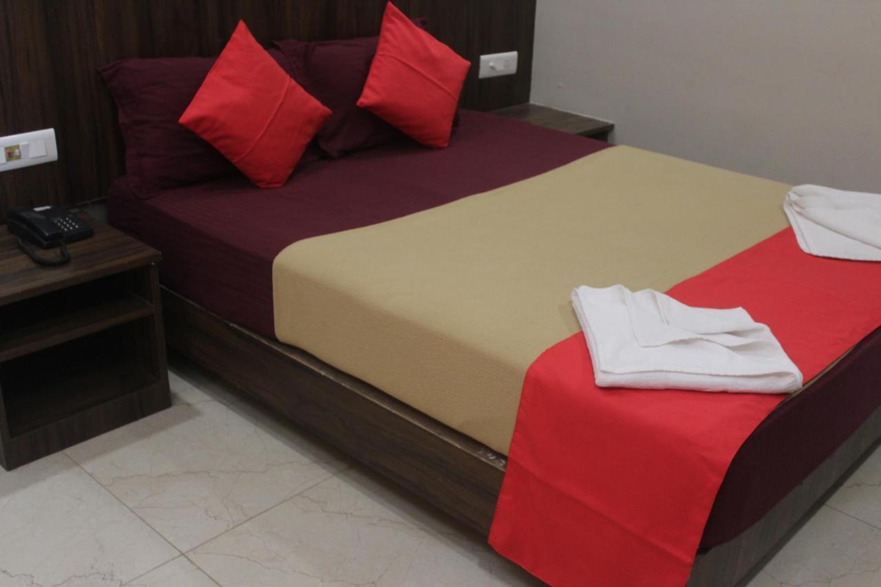 Hotel Janaki Pride Пурі Екстер'єр фото